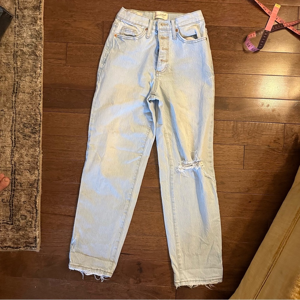 Universal Thread Jeans